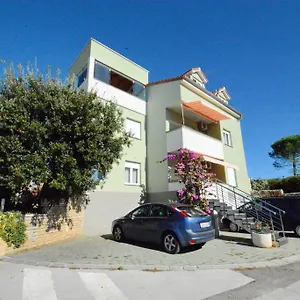 Apartmán Batur, Petrcane